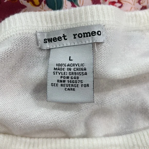 Sweet Romeo White Long Sleeve Sweater - Picture 7 of 7